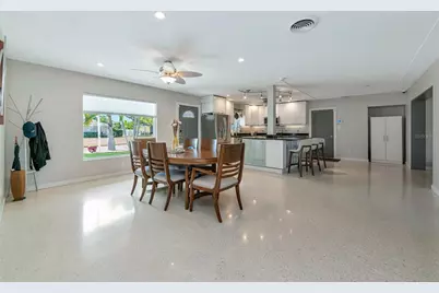 2639 Bougainvillea Street, Sarasota, FL 34239 - Photo 17