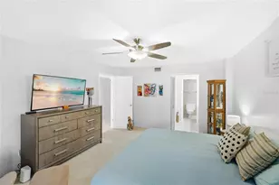 8776 Midnight Pass Rd, Sarasota, FL 34242 - Photo 15