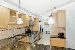 8776 Midnight Pass Rd, Sarasota, FL 34242 - Photo 9