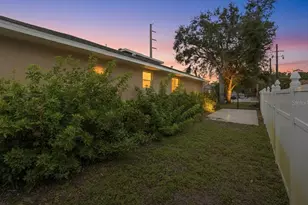 2898 Ashton Rd, Sarasota, FL 34231 - Photo 53