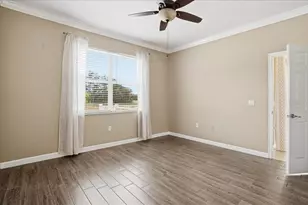 2898 Ashton Rd, Sarasota, FL 34231 - Photo 19