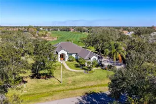 3314 Charles MacDonald Dr, Sarasota, FL 34240 - Photo 3