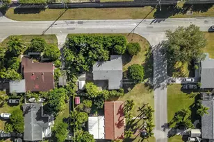 16705 SW 298th Terrace, Homestead, FL 33030 - Photo 9