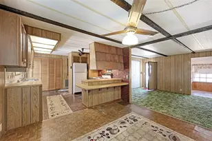 203 50th Avenue Plaza E, Bradenton, FL 34203 - Photo 13