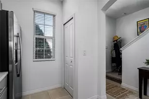 6217 Fairmont Ln, Palmetto, FL 34221 - Photo 3