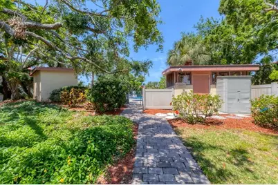 6304 Pelican Drive, Bradenton, FL 34210 - Photo 35