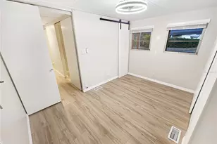 5022 9th St W, Bradenton, FL 34207 - Photo 9