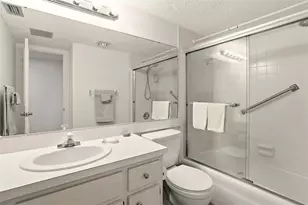 1400 1st Ave W, Bradenton, FL 34205 - Photo 17