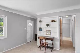 5201 Stevens Dr, Sarasota, FL 34234 - Photo 3