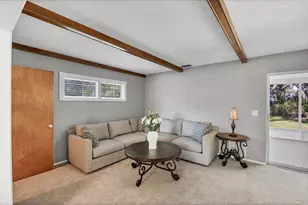 5201 Stevens Dr, Sarasota, FL 34234 - Photo 11