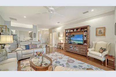 9429 Forest Hills Circle, Sarasota, FL 34238 - Photo 13