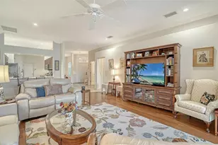 9429 Forest Hills Cir, Sarasota, FL 34238 - Photo 13