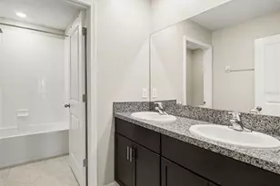 15453 Broad Brush Dr, Sun City Center, FL 33573 - Photo 23