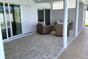 1856 Woodhaven Cir, Sarasota, FL 34232 - Photo 15