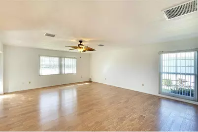 6517 10th Avenue W, Bradenton, FL 34209 - Photo 5