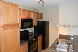 214 Lake Parsons Green, Brandon, FL 33511 - Photo 5