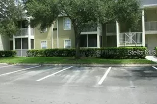 214 Lake Parsons Green, Brandon, FL 33511 - Photo 1