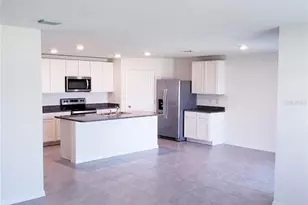 12207 Kingsley Trl, Parrish, FL 34219 - Photo 11