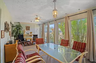 6948 W Country Club Dr N, Sarasota, FL 34243 - Photo 15