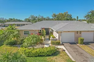 6948 W Country Club Dr N, Sarasota, FL 34243 - Photo 1