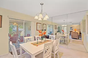 6948 W Country Club Dr N, Sarasota, FL 34243 - Photo 9