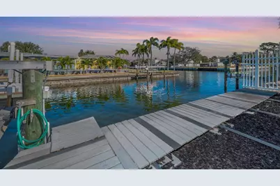 605 Avenida De Mayo, Sarasota, FL 34242 - Photo 29