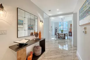 1350 Main St, Sarasota, FL 34236 - Photo 3