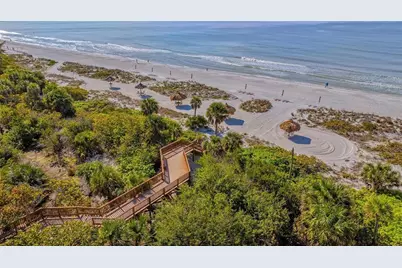 1211 Gulf Of Mexico Drive #403, Longboat Key, FL 34228 - Photo 37