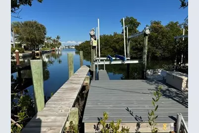 8301 Marina Drive #8, Holmes Beach, FL 34217 - Photo 9