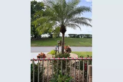 8304 Princess Court, Palmetto, FL 34221 - Photo 3