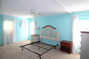 5580 Stonehaven Ln, Sarasota, FL 34233 - Photo 9