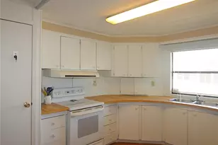 5580 Stonehaven Ln, Sarasota, FL 34233 - Photo 5