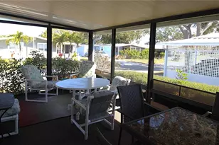 5580 Stonehaven Ln, Sarasota, FL 34233 - Photo 17