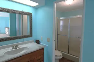 5580 Stonehaven Ln, Sarasota, FL 34233 - Photo 11