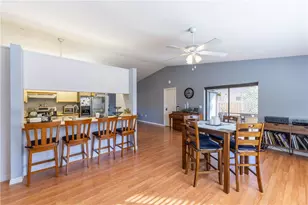 8457 Cypress Lake Cir, Sarasota, FL 34243 - Photo 29