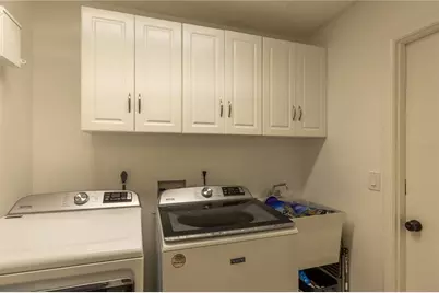 8457 Cypress Lake Circle, Sarasota, FL 34243 - Photo 43