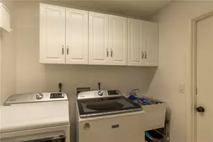 8457 Cypress Lake Cir, Sarasota, FL 34243 - Photo 43