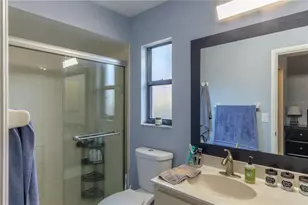 8457 Cypress Lake Cir, Sarasota, FL 34243 - Photo 25