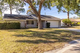 8457 Cypress Lake Cir, Sarasota, FL 34243 - Photo 33