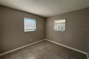 470 Briarwood Rd, Venice, FL 34293 - Photo 11