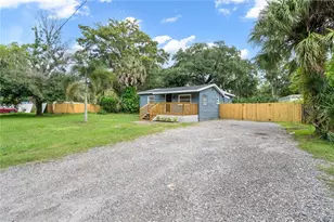 3561 Elfers Pkwy, New Port Richey, FL 34655 - Photo 1