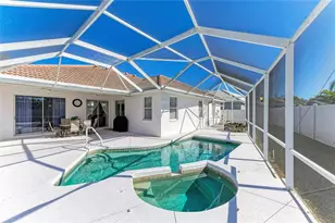 7122 42nd Ct E, Sarasota, FL 34243 - Photo 3