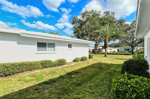 1809 Vera Pl, Sarasota, FL 34235 - Photo 29