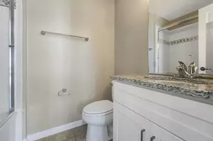 8716 Spruce Hills Ct, Lakewood Ranch, FL 34202 - Photo 13