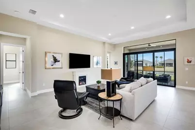 4621 Mondrian Court, Sarasota, FL 34240 - Photo 9