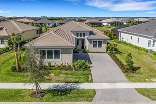 4621 Mondrian Ct, Sarasota, FL 34240 - Photo 65