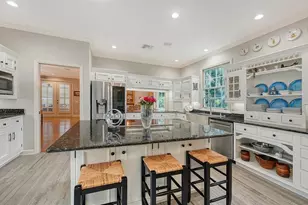 156 Bishopscourt Rd, Osprey, FL 34229 - Photo 25