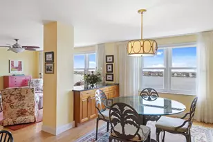 5200 Brittany Dr S, Saint Petersburg, FL 33715 - Photo 7