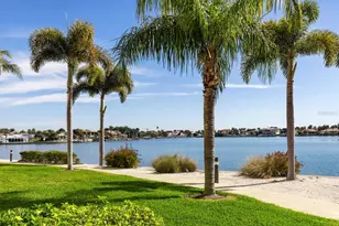 5200 Brittany Dr S, Saint Petersburg, FL 33715 - Photo 31