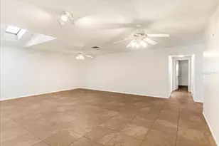 3820 Glen Oaks Manor Dr, Sarasota, FL 34232 - Photo 11